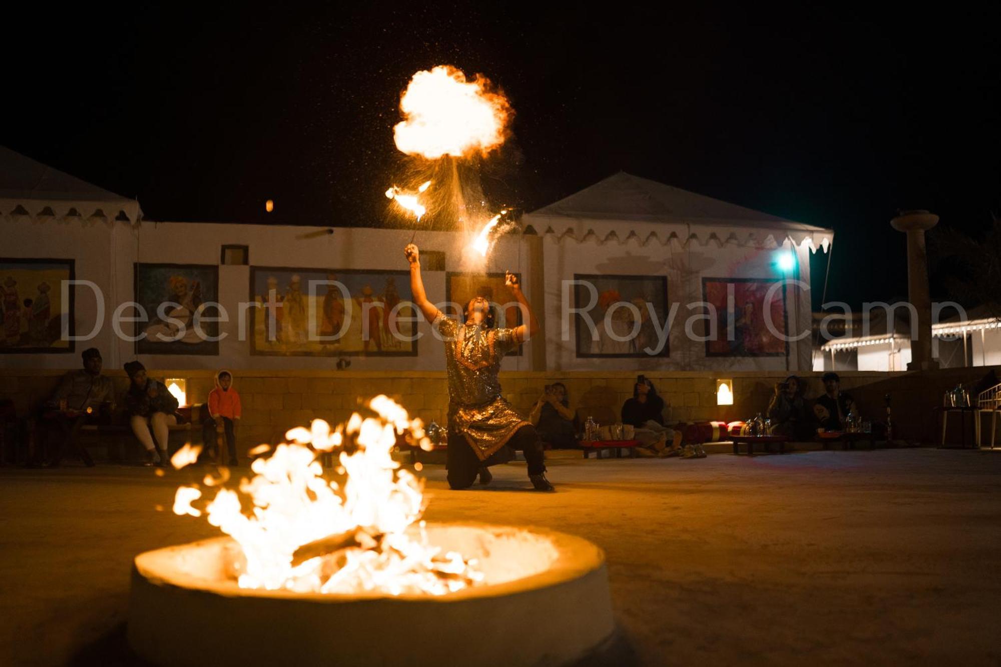 Desert Dream Royal Camp With Pool Hotell Jaisalmer Exteriör bild